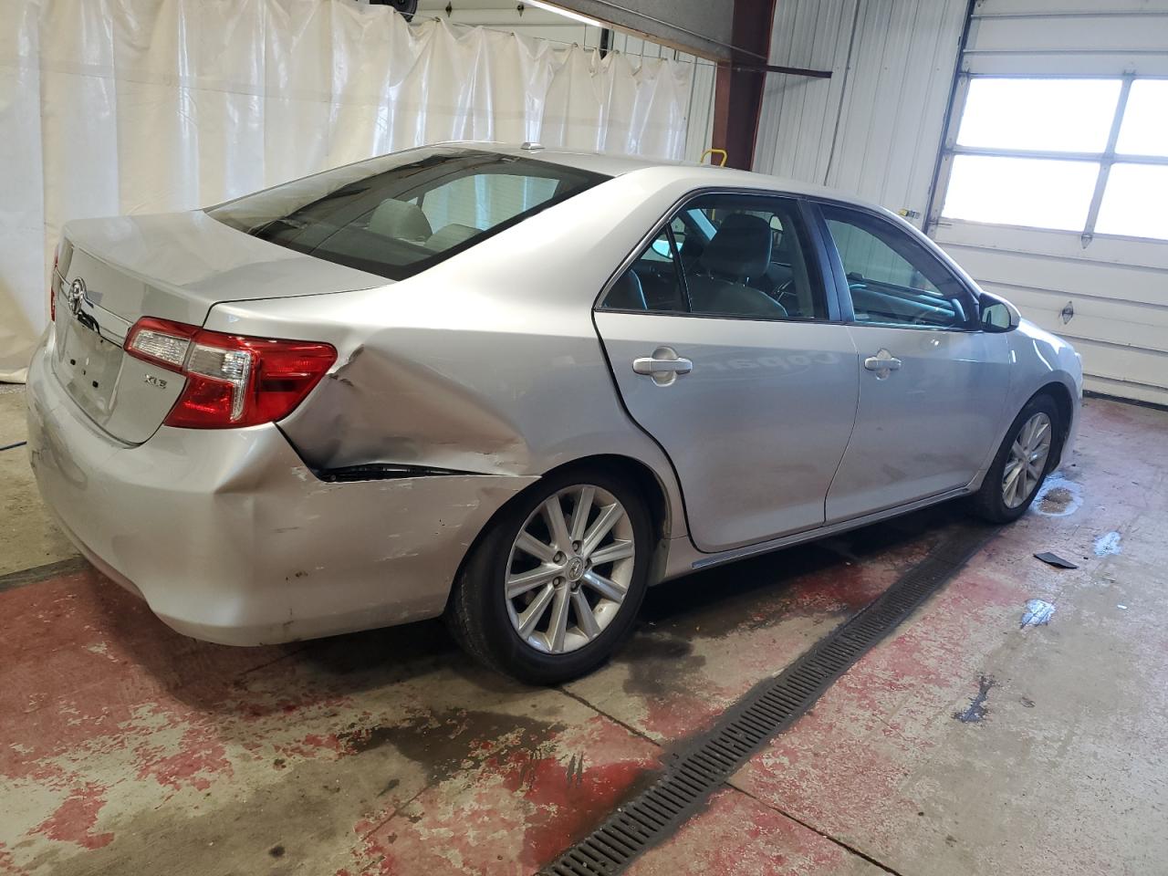 2013 TOYOTA CAMRY XLE photo 7