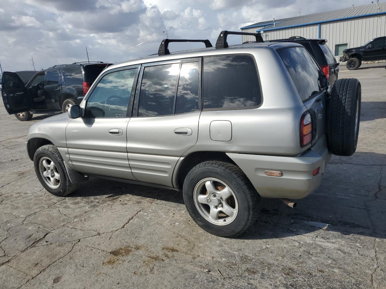 1999 TOYOTA RAV4 BASE photo 3