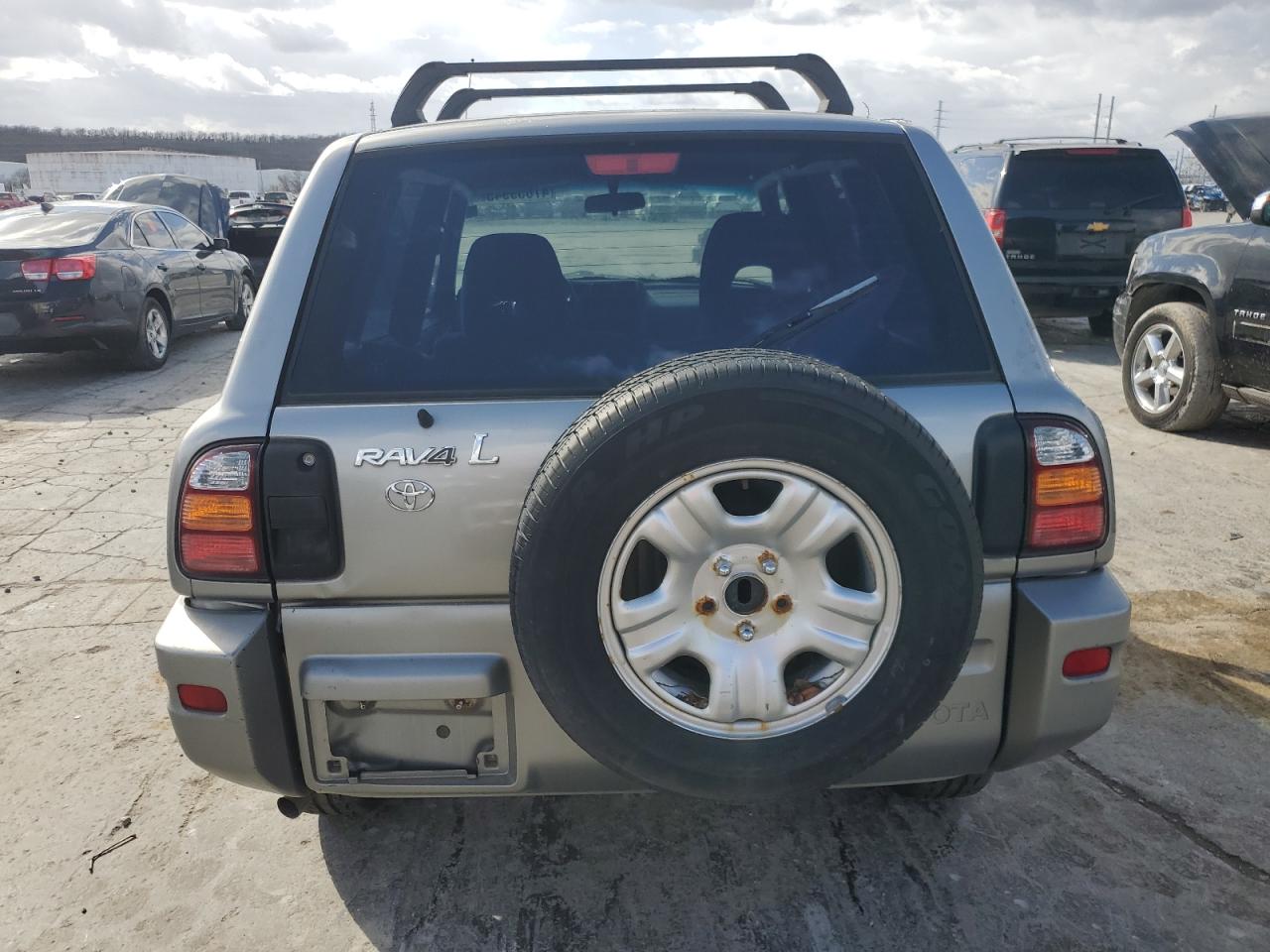 1999 TOYOTA RAV4 BASE photo 11