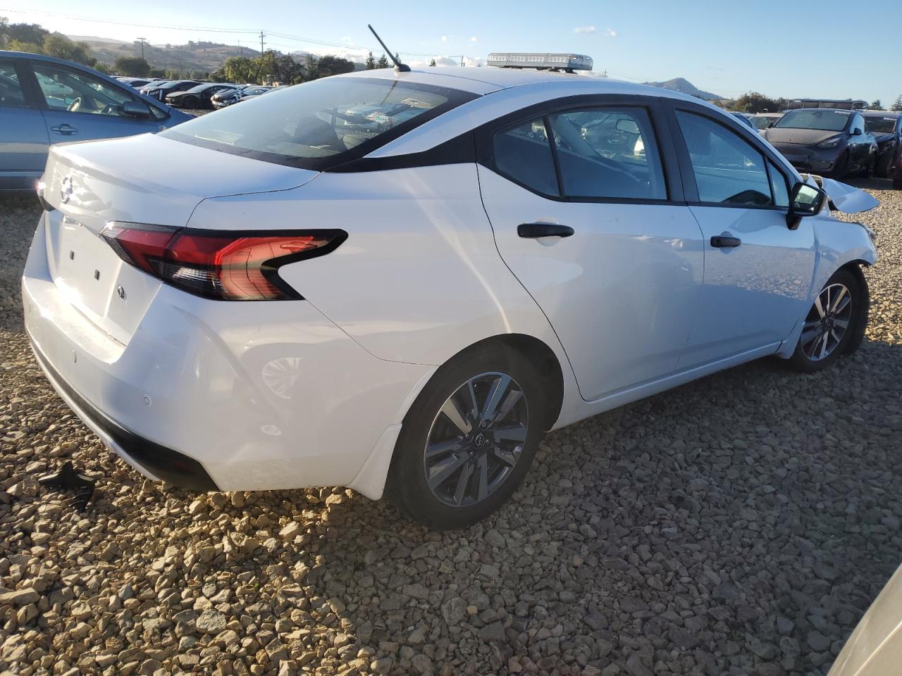 2024 NISSAN VERSA S photo 3