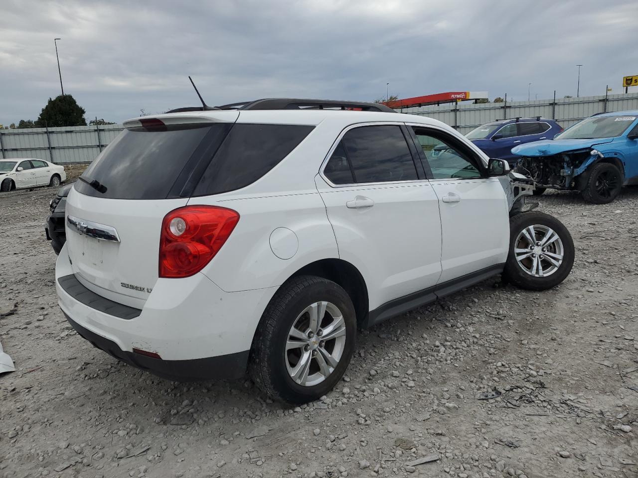 2014 CHEVROLET EQUINOX LT photo 5