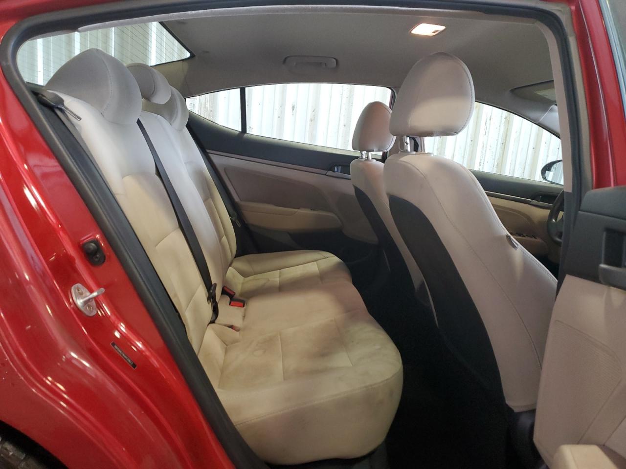 2017 HYUNDAI ELANTRA SE photo 19