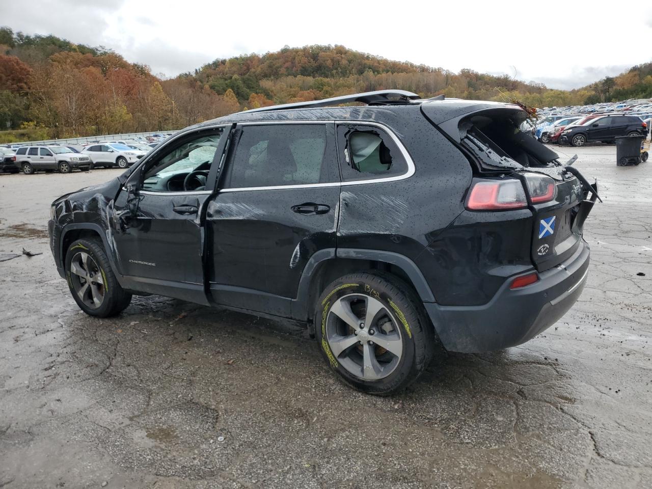 2019 JEEP CHEROKEE LIMITED photo 2