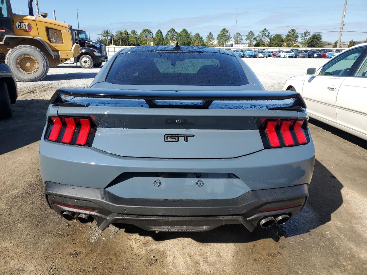 2024 FORD MUSTANG GT photo 6