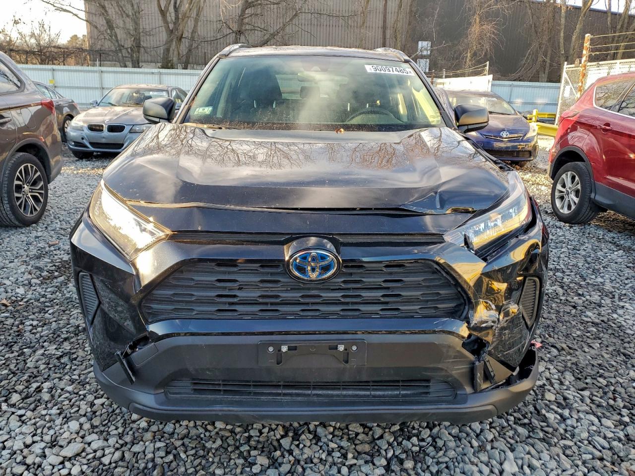 2021 TOYOTA RAV4 LE photo 9