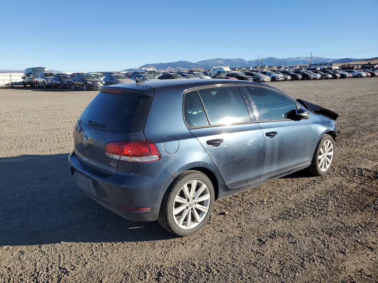 2012 VOLKSWAGEN GOLF photo 5