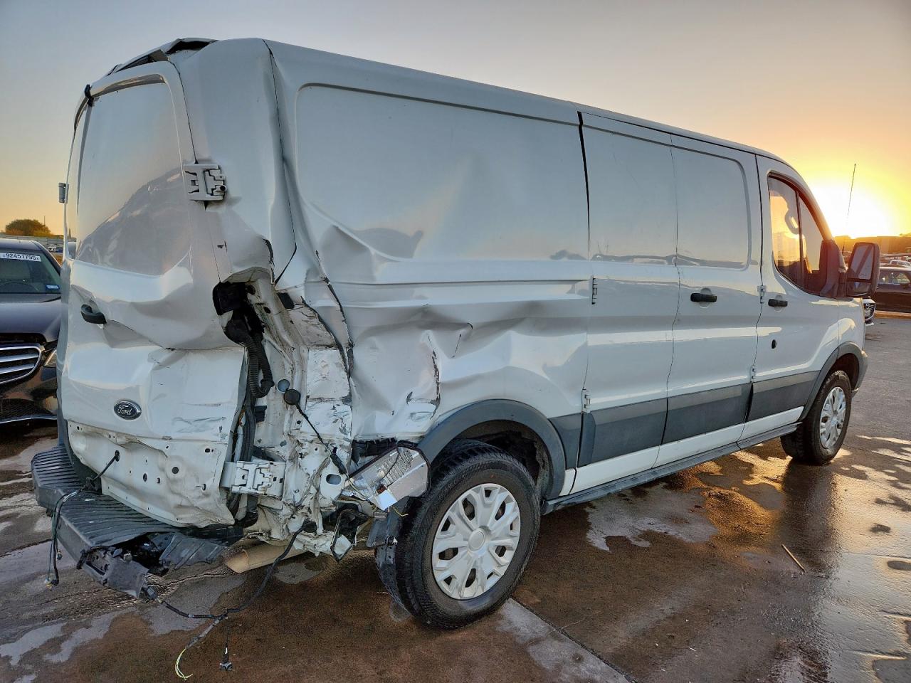 2016 FORD TRANSIT T-150 DELIVERY VAN photo 3