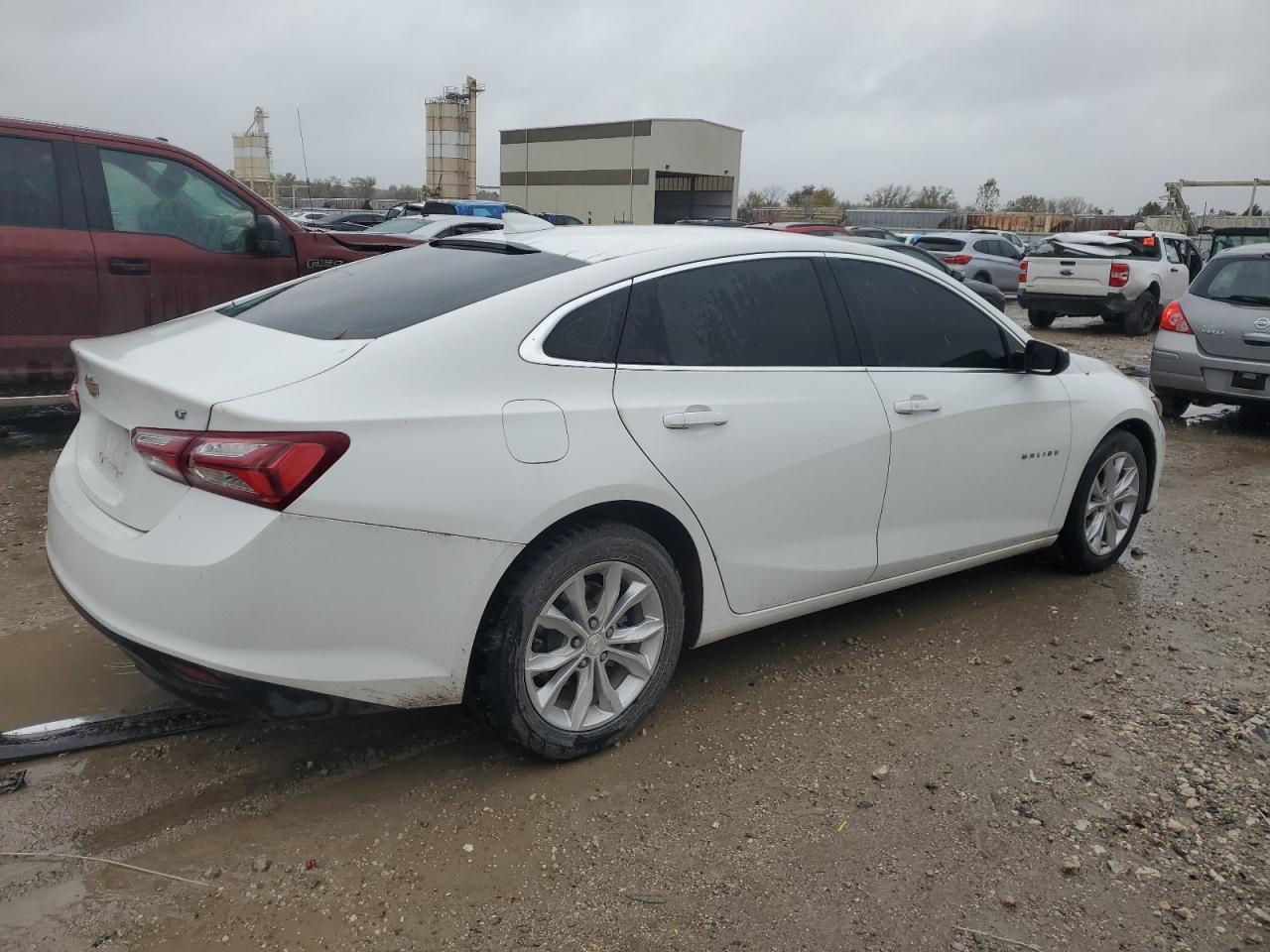 2022 CHEVROLET MALIBU LT photo 5