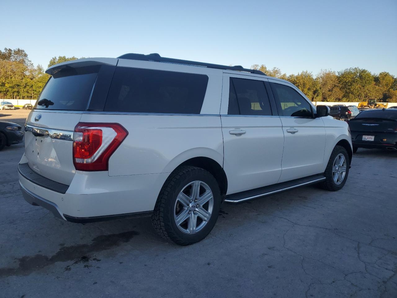 2018 FORD EXPEDITION MAX XLT photo 3