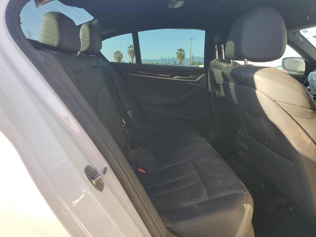 2019 BMW 530E photo 19