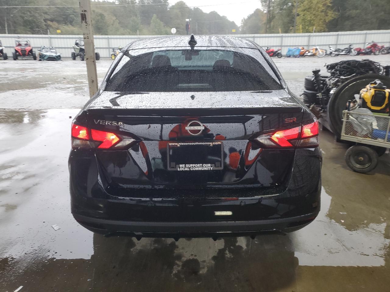 2025 NISSAN VERSA SR photo 16