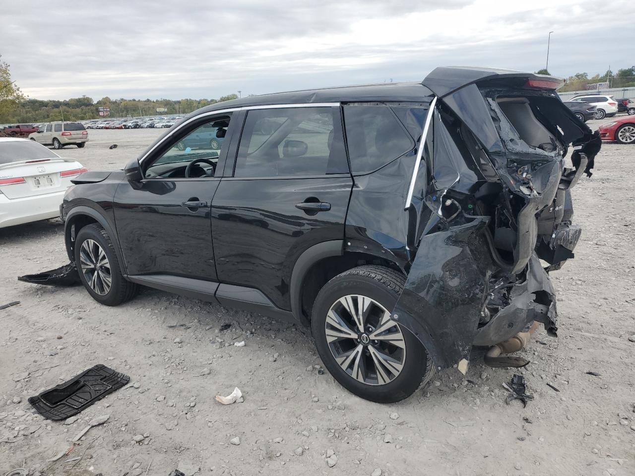 2021 NISSAN ROGUE SV photo 3