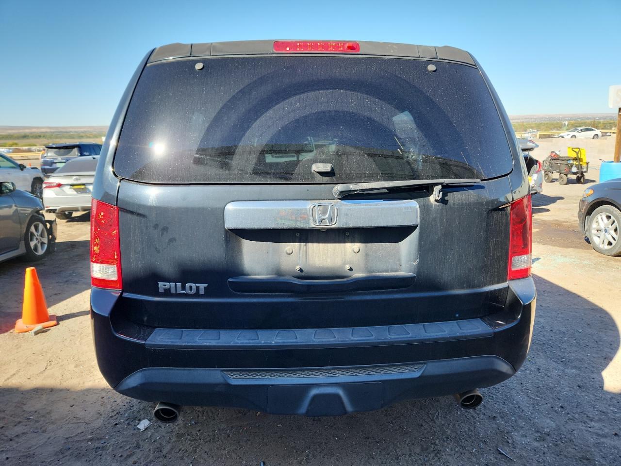 2015 HONDA PILOT EXL photo 6