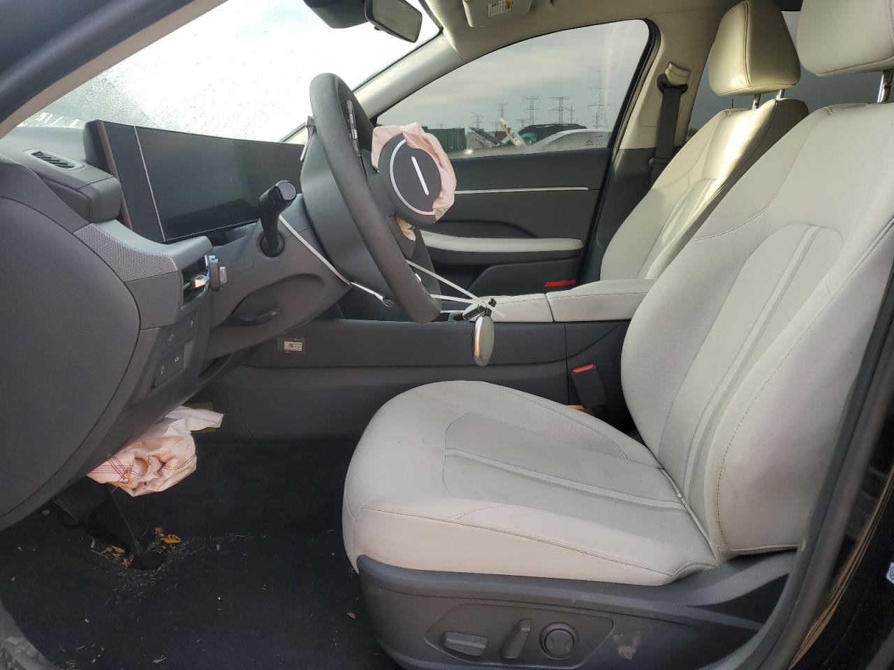 2024 HYUNDAI SONATA SEL photo 13