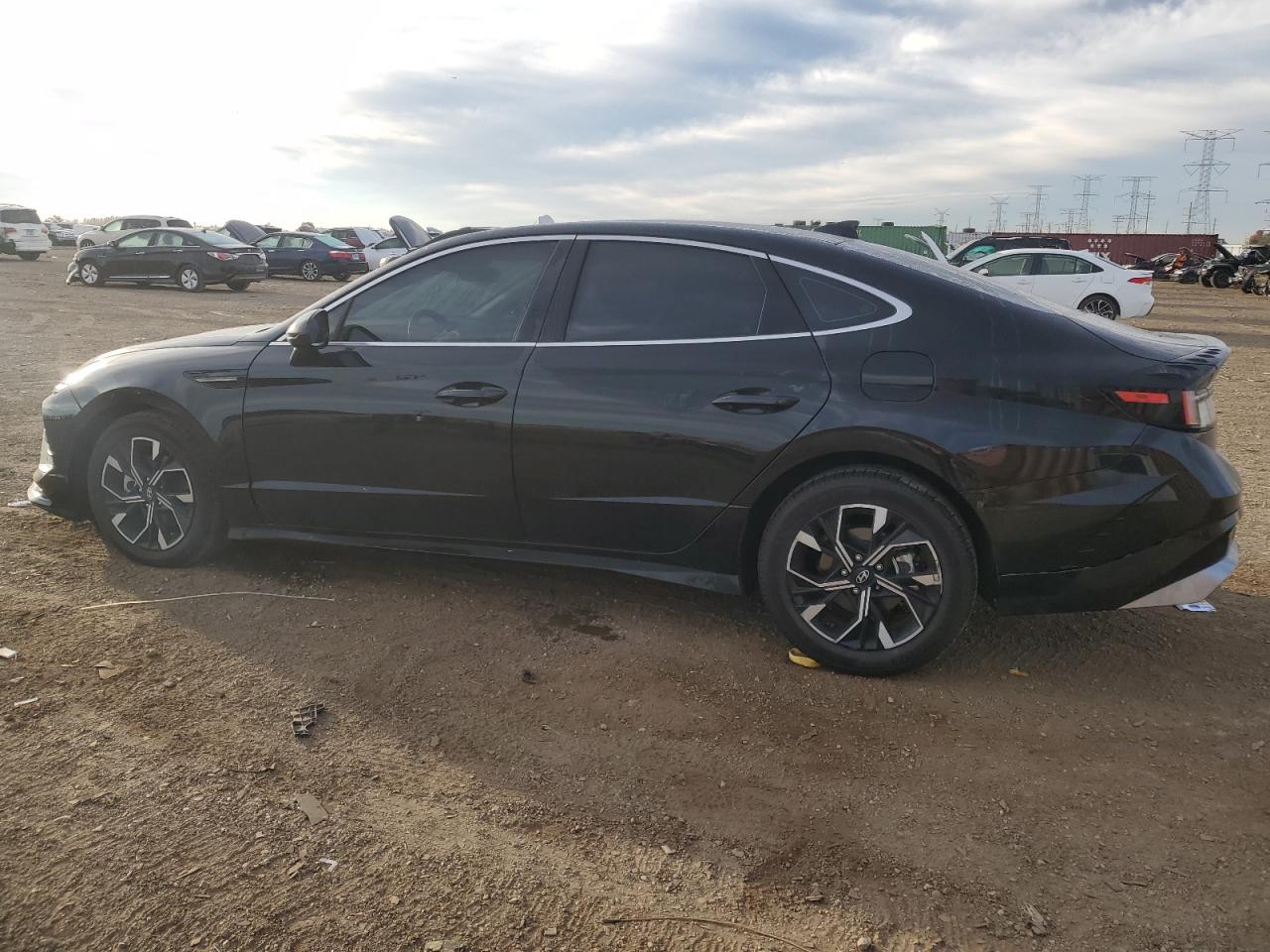 2024 HYUNDAI SONATA SEL photo 3