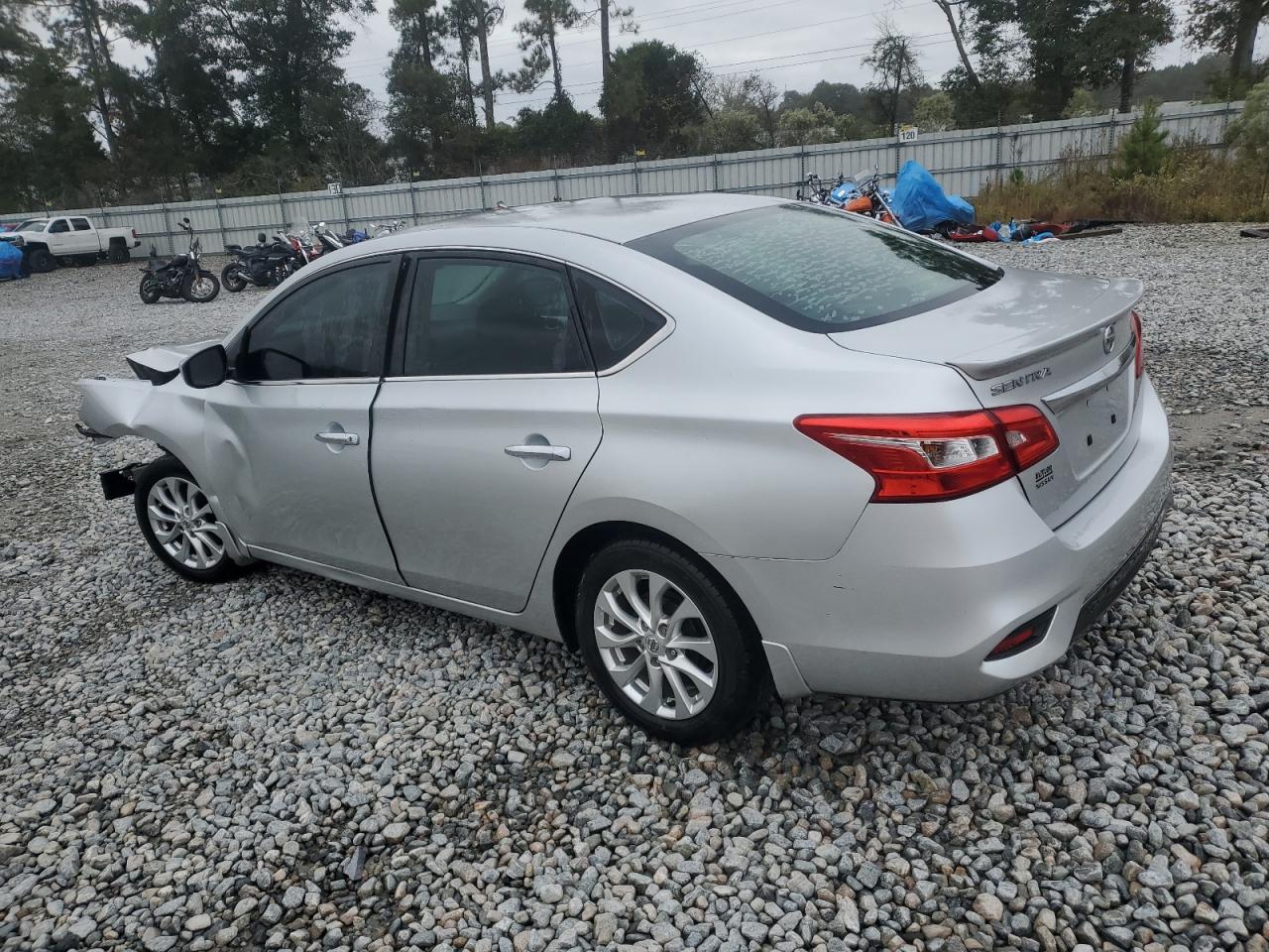 2017 NISSAN SENTRA S photo 2