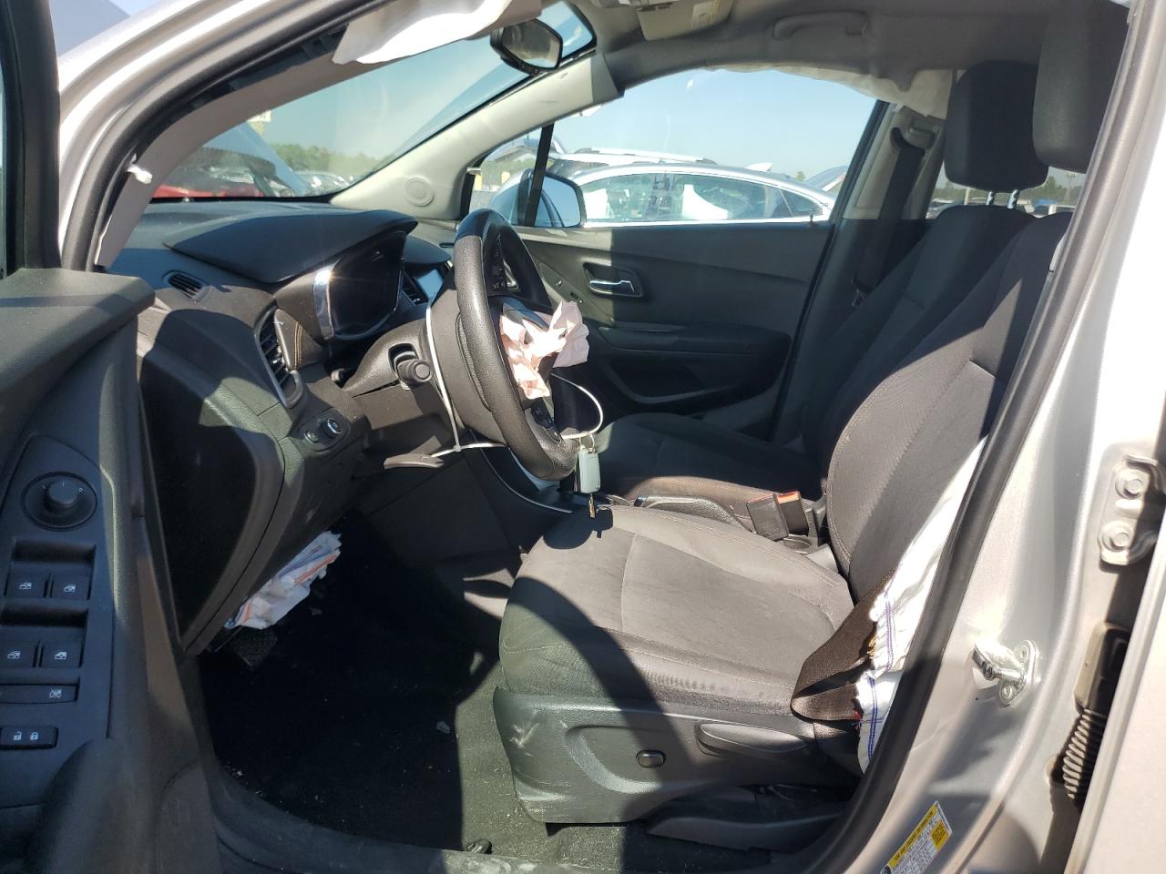 2017 CHEVROLET TRAX 1LT photo 13