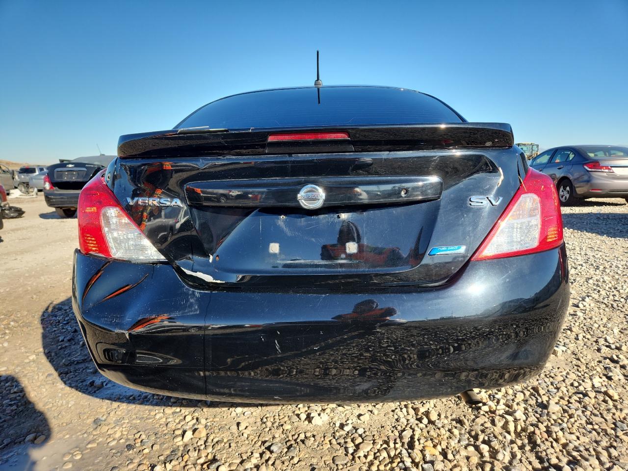 2014 NISSAN VERSA 1.6 SV photo 16