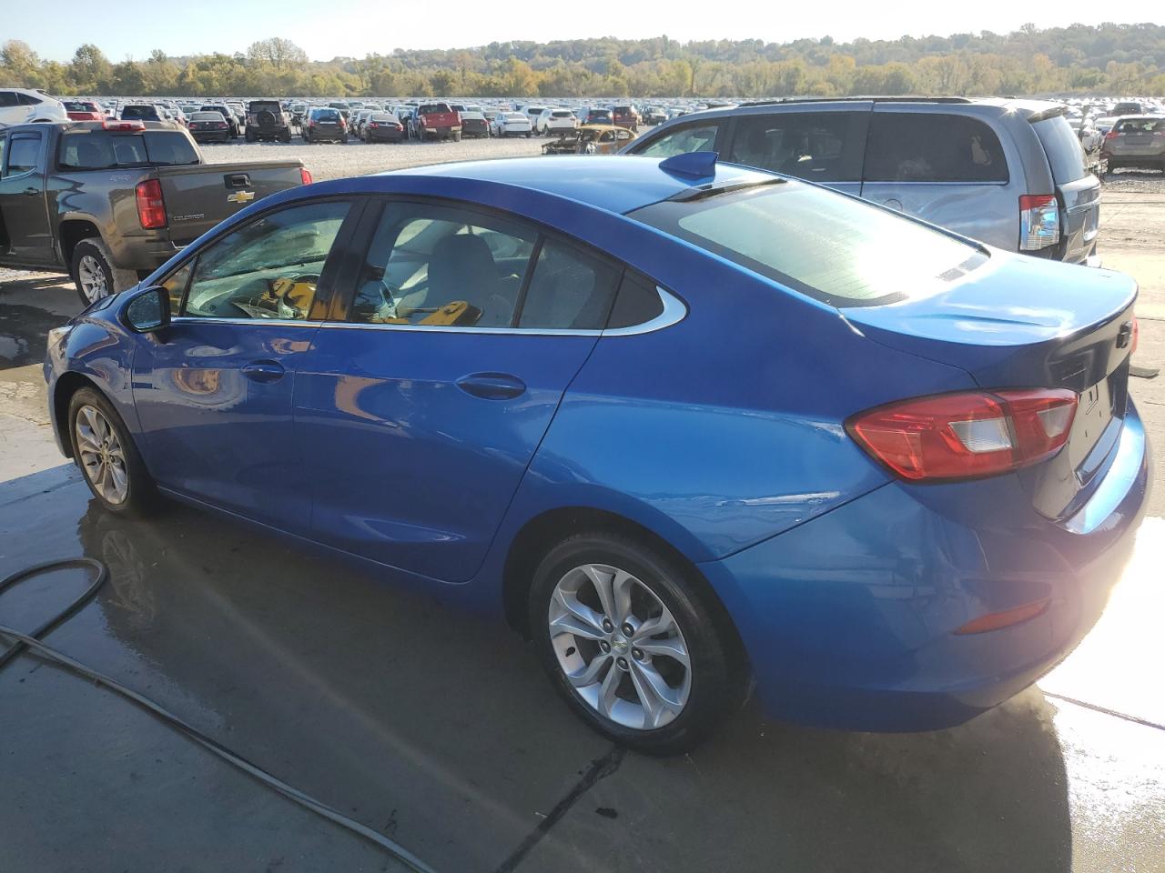 2019 CHEVROLET CRUZE LT photo 3
