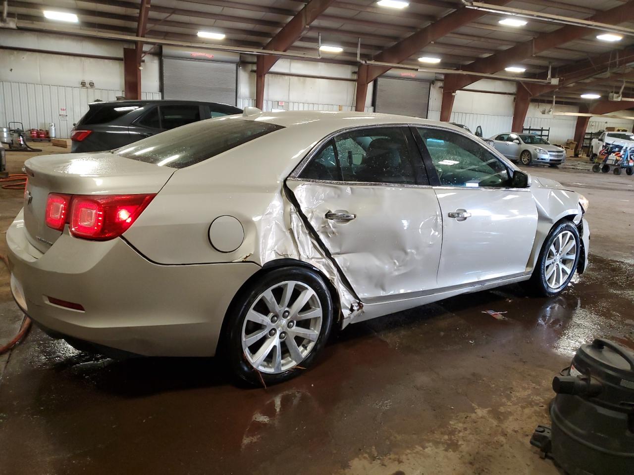 2014 CHEVROLET MALIBU LTZ photo 3