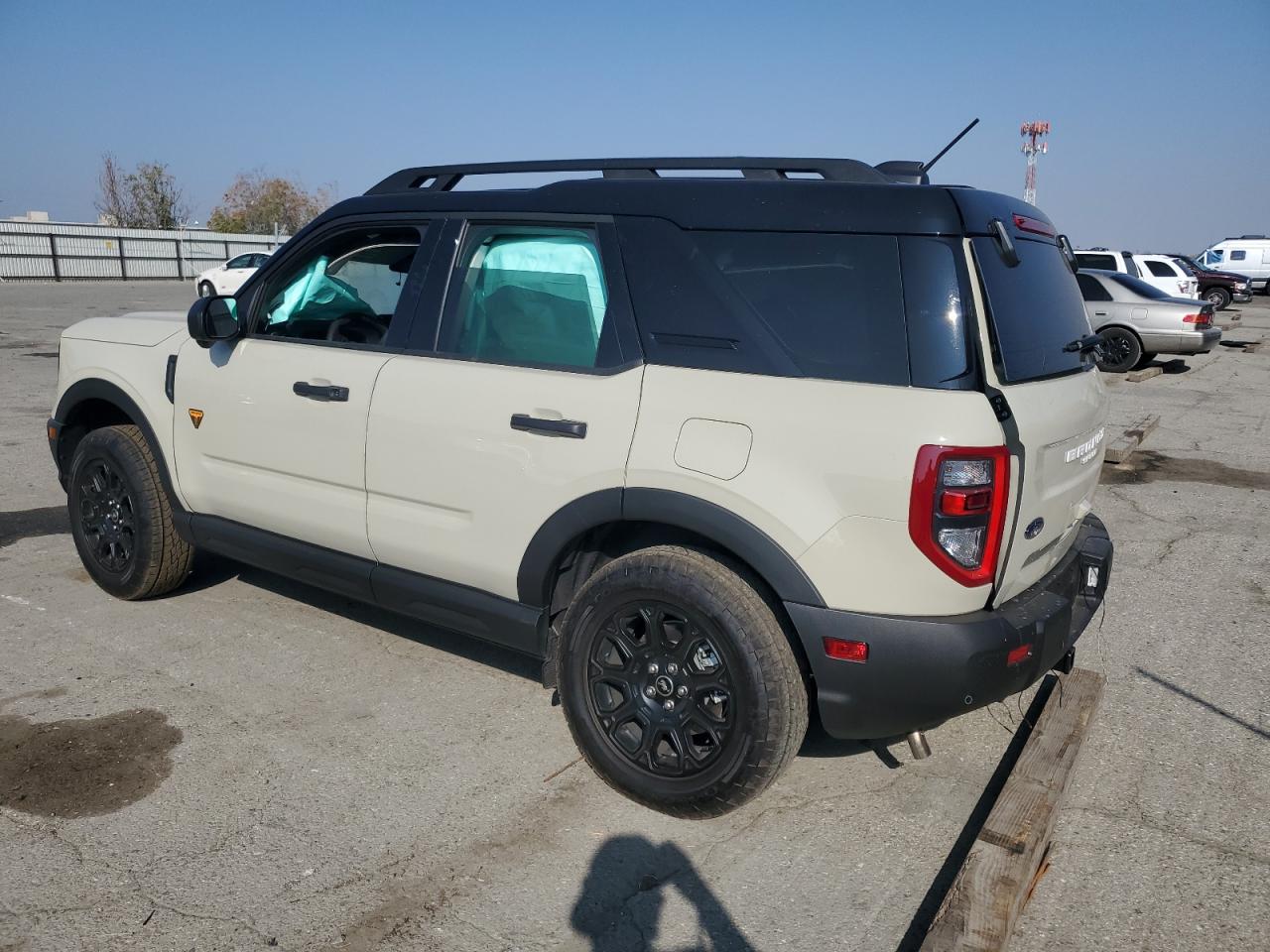 2025 FORD BRONCO SPORT BADLANDS photo 2