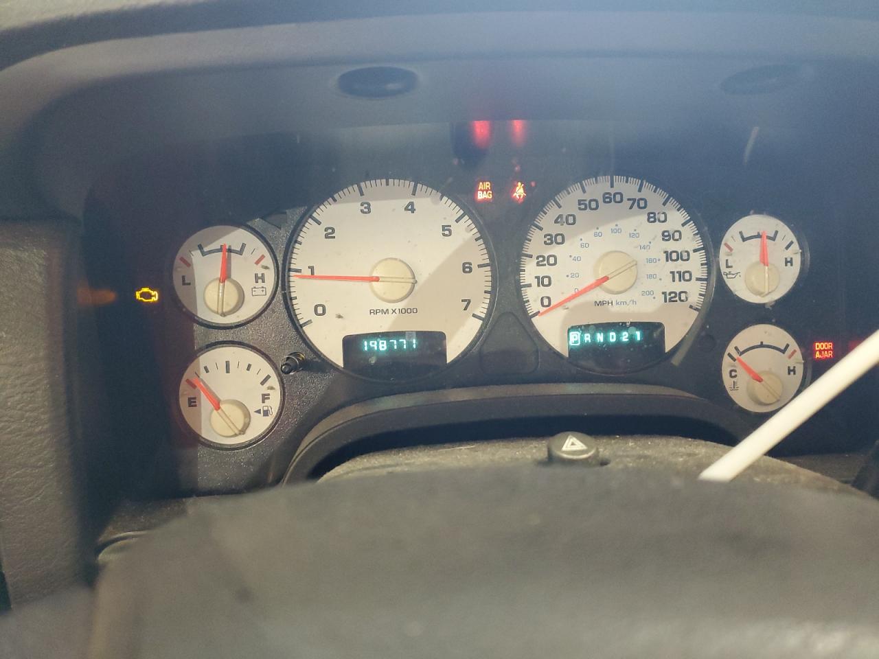 2004 DODGE RAM 1500 photo 25