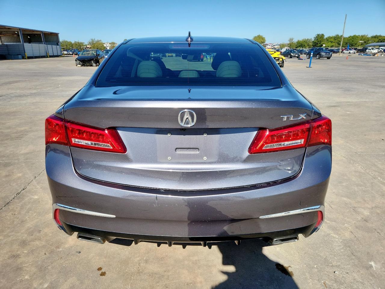 2018 ACURA TLX photo 16