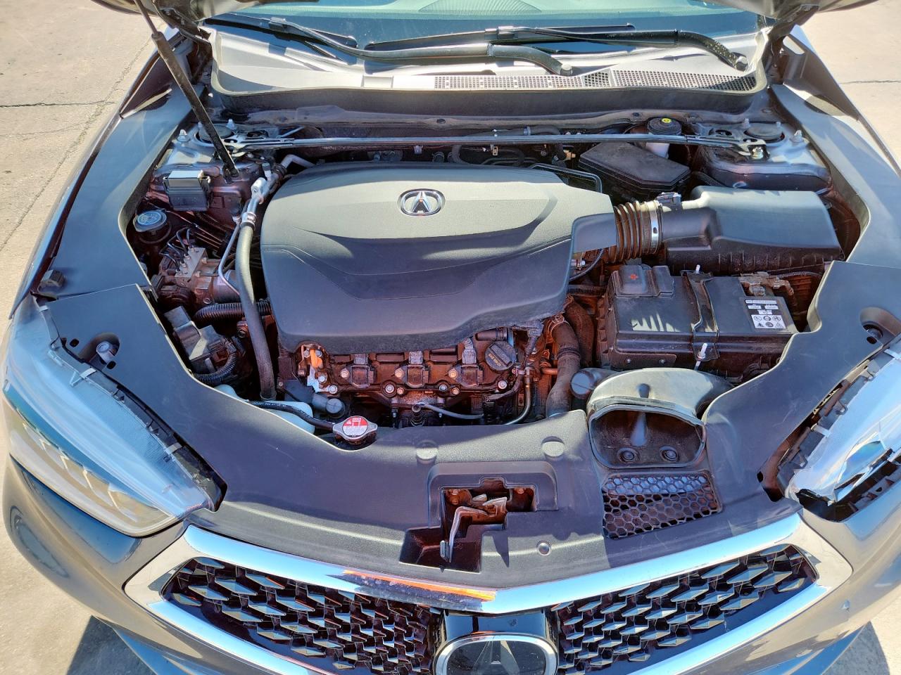 2018 ACURA TLX photo 31