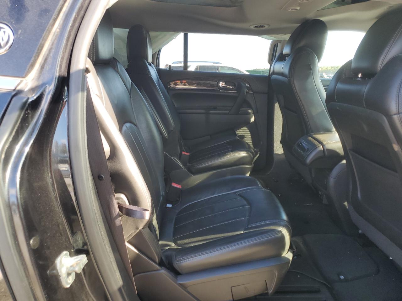 2014 BUICK ENCLAVE photo 31