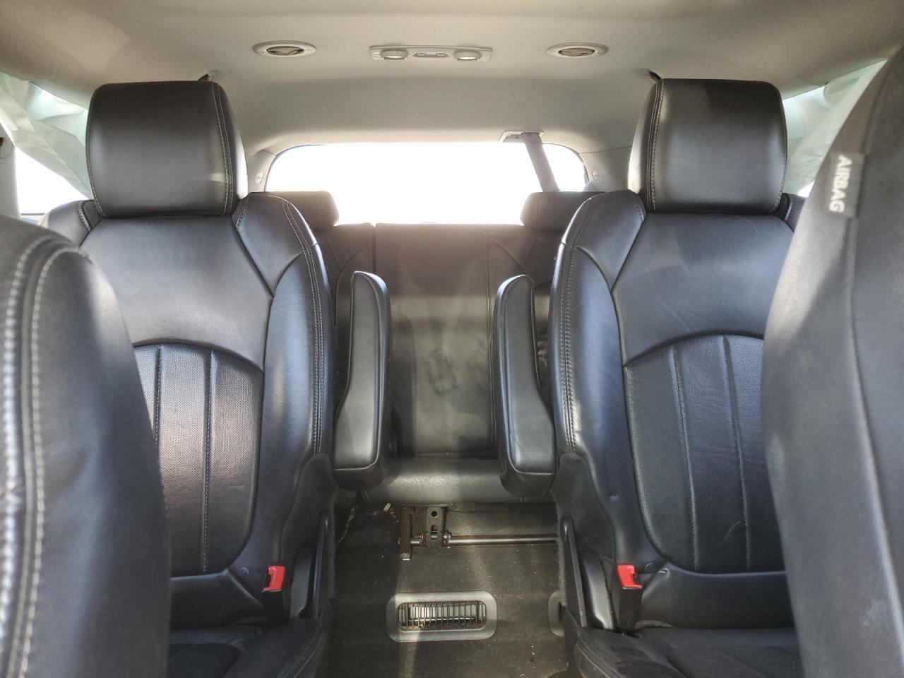 2014 BUICK ENCLAVE photo 28