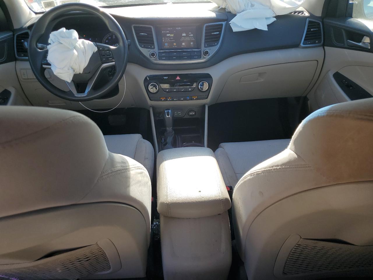 2018 HYUNDAI TUCSON SEL photo 8