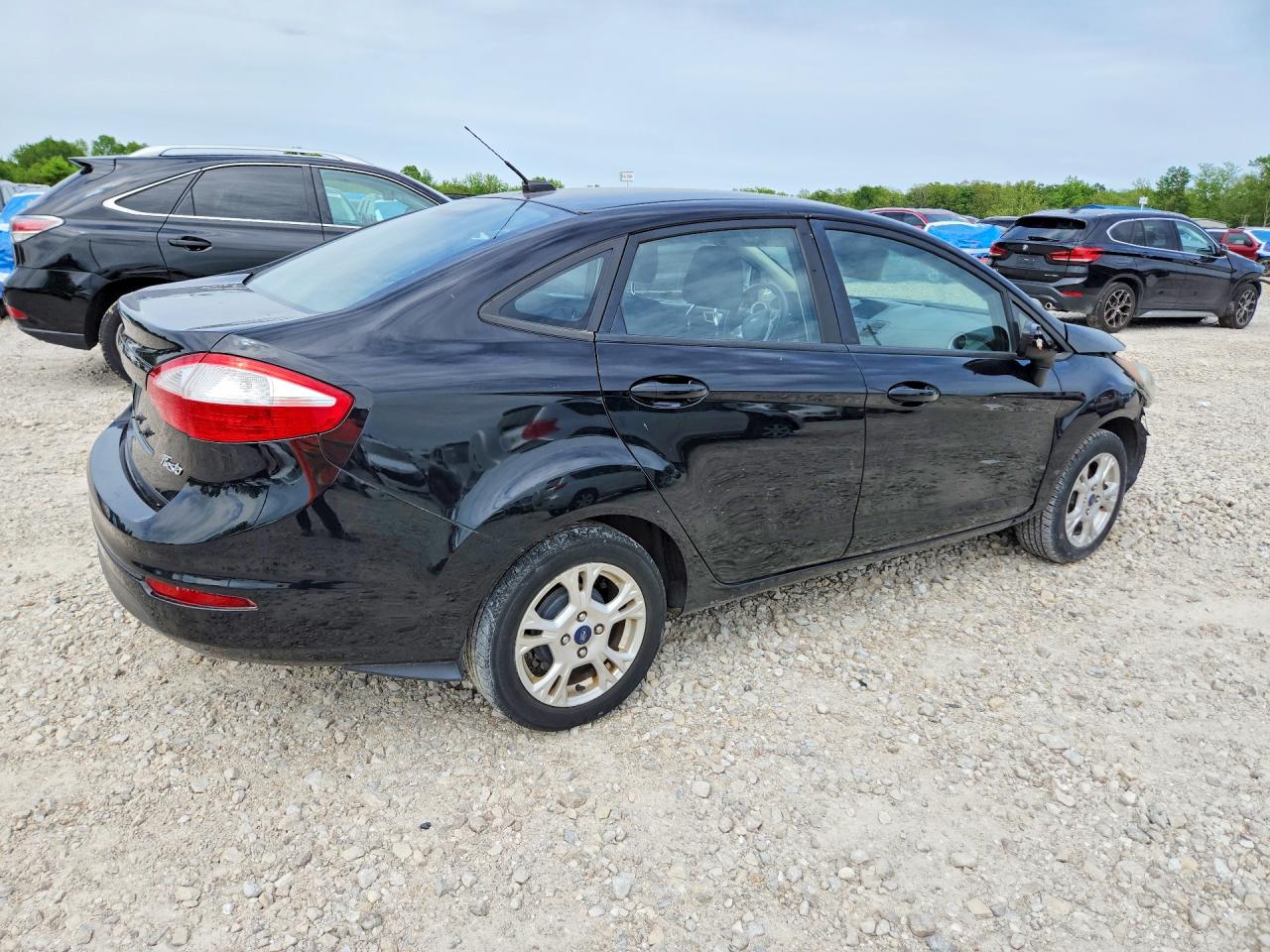 2016 FORD FIESTA SE photo 7