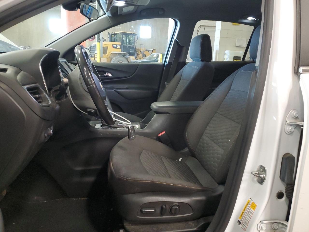 2021 CHEVROLET EQUINOX LT photo 19