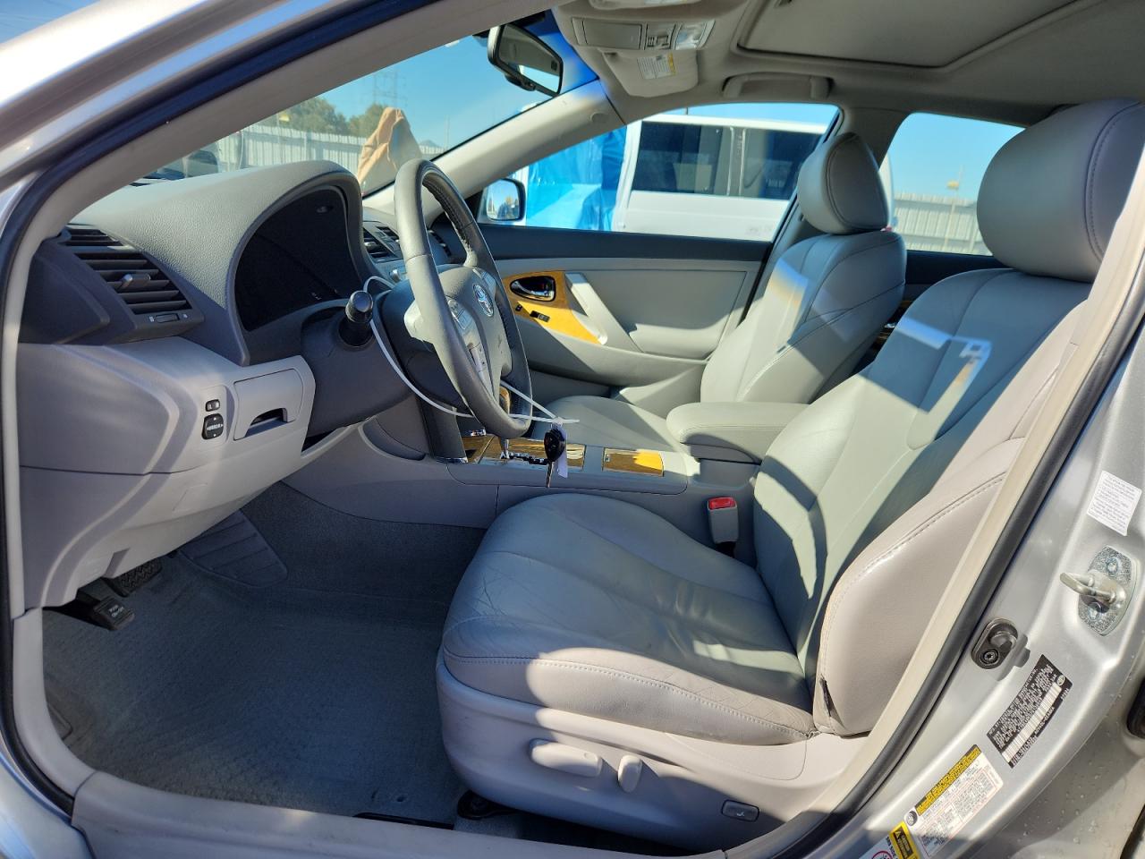 2007 TOYOTA CAMRY XLE photo 7