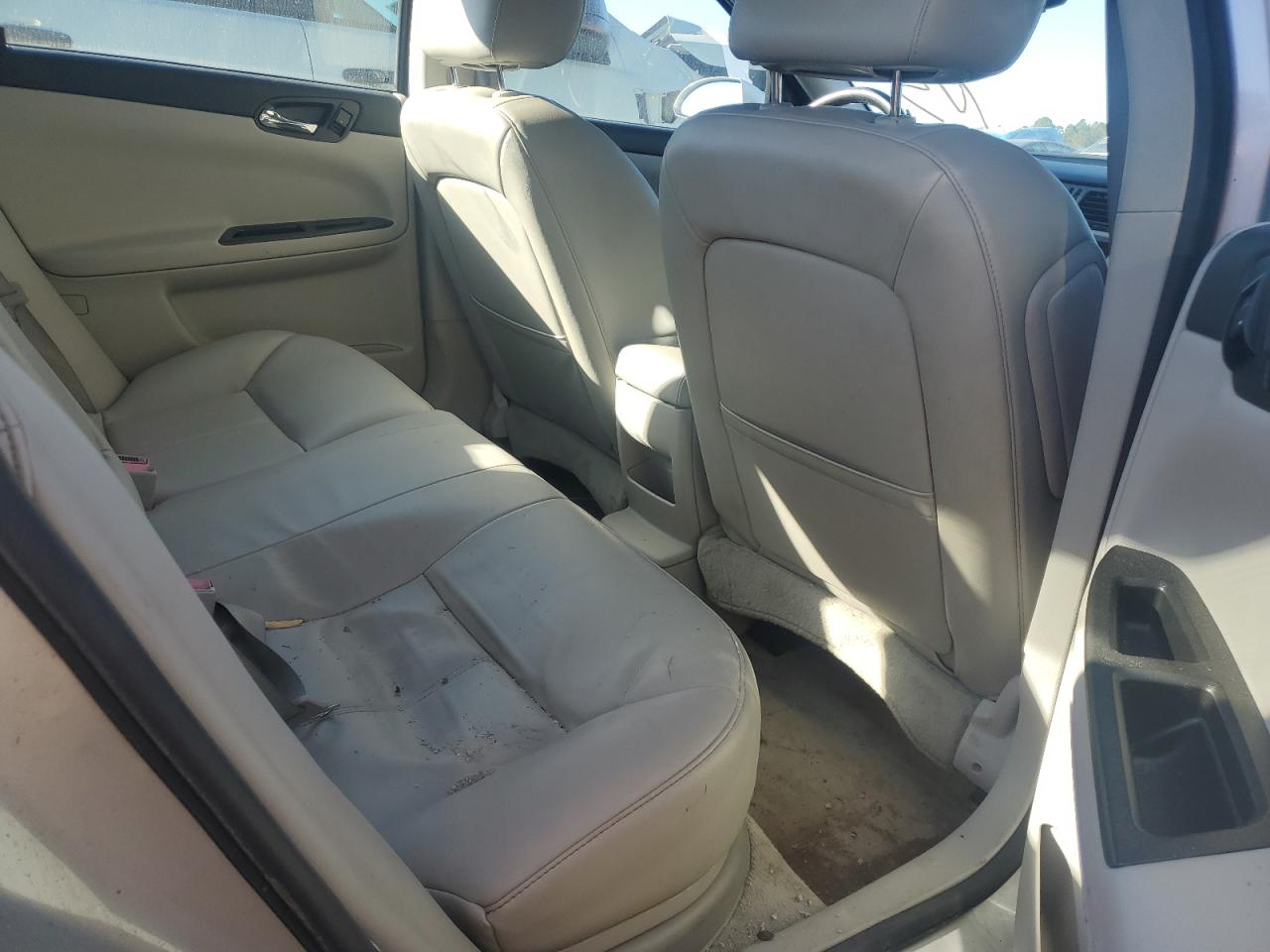 2012 CHEVROLET IMPALA LTZ photo 10