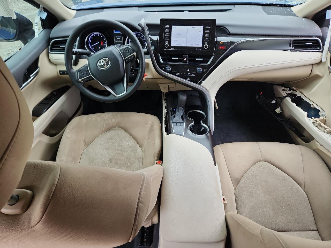 2023 TOYOTA CAMRY LE photo 15