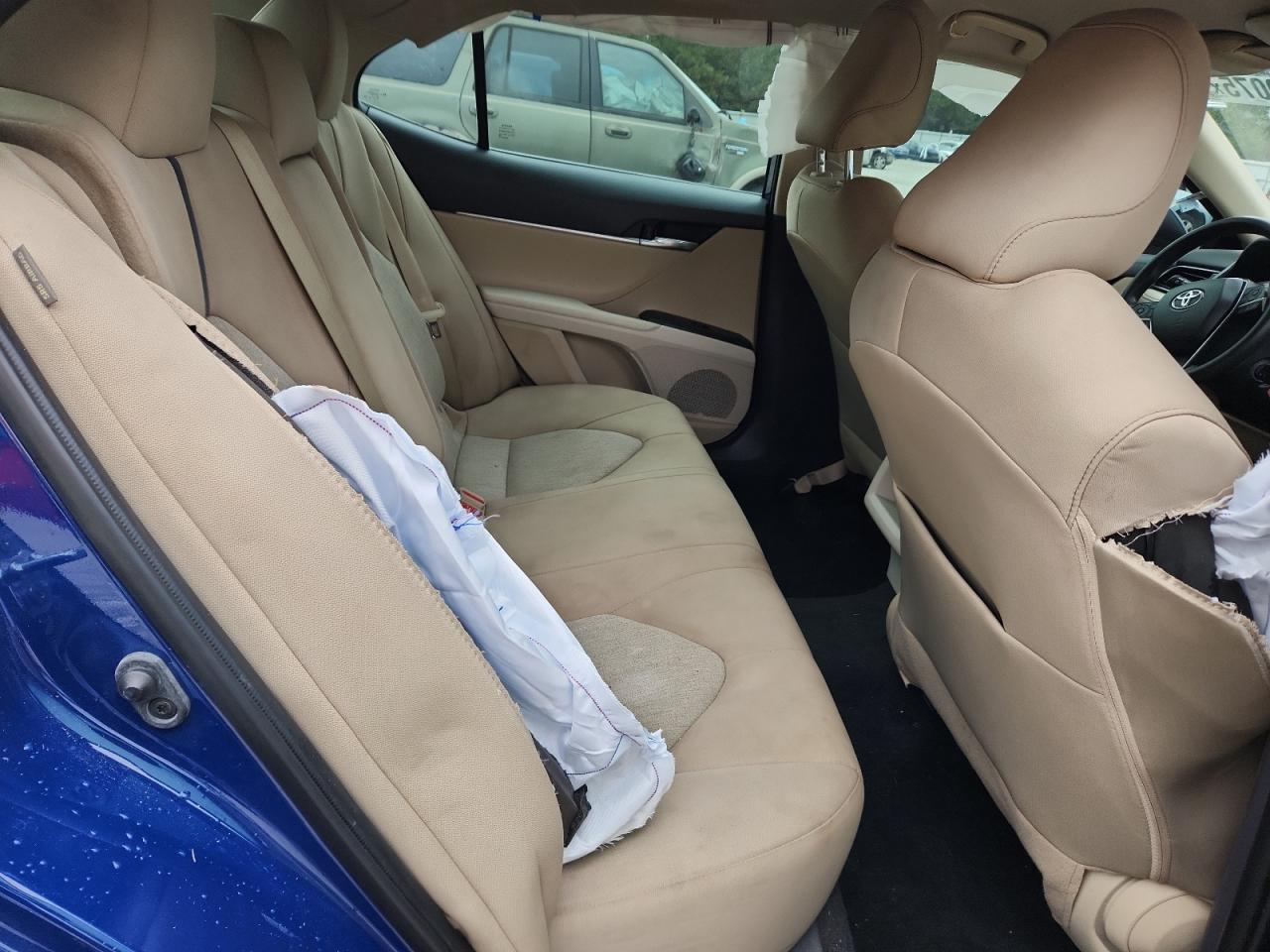 2023 TOYOTA CAMRY LE photo 19