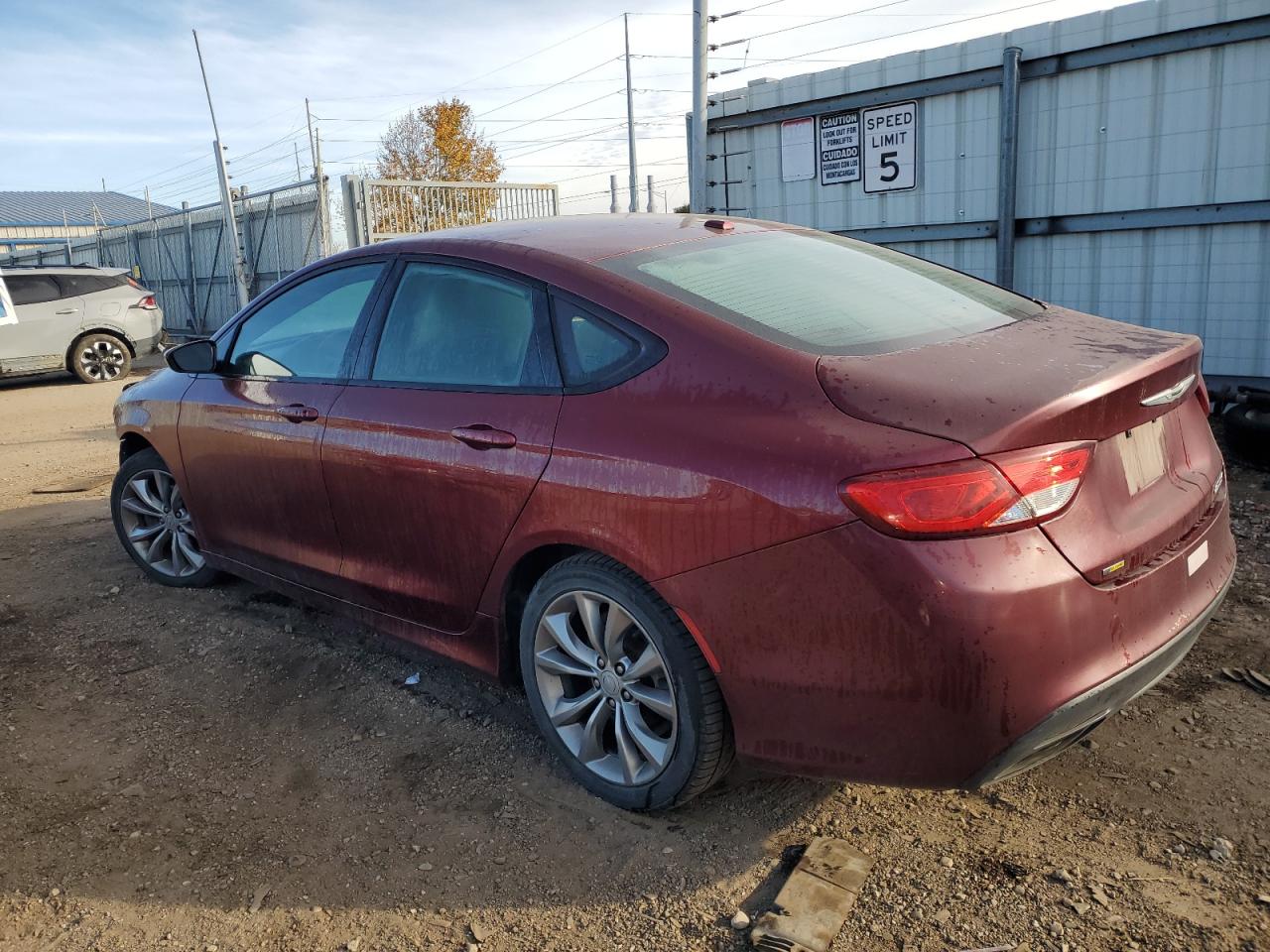 2015 CHRYSLER 200 S photo 3