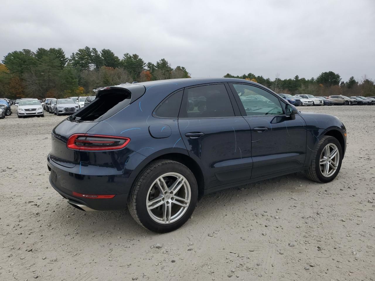 2018 PORSCHE MACAN photo 5