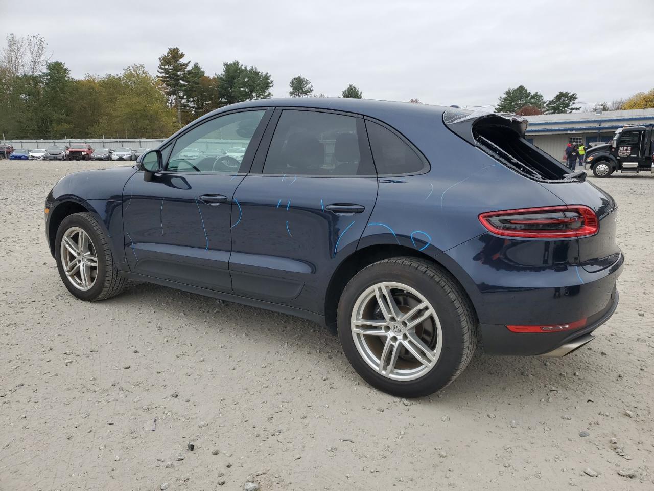 2018 PORSCHE MACAN photo 3
