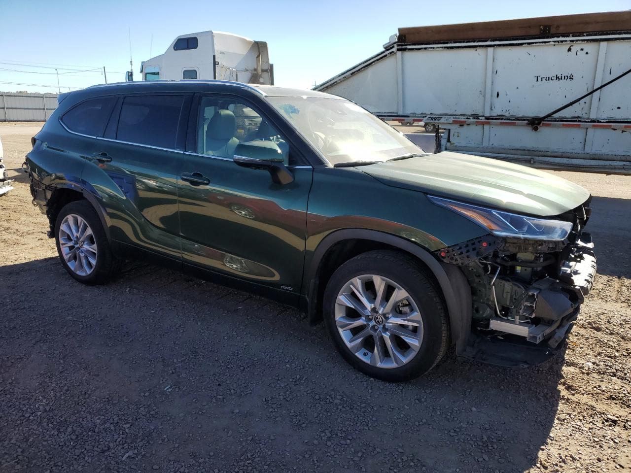 2023 TOYOTA HIGHLANDER HYBRID LIMITED photo 4