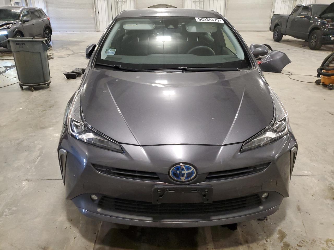 2019 TOYOTA PRIUS photo 5