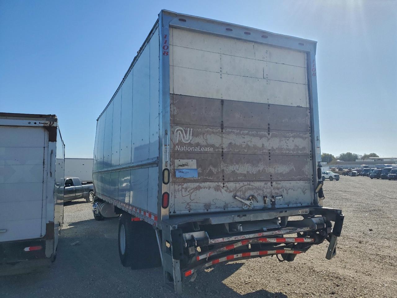 2014 INTERNATIONAL MA025 BOX TRUCK photo 3