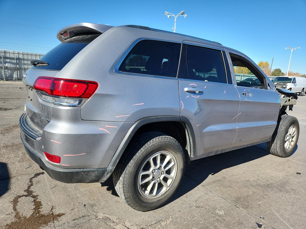 2020 JEEP GRAND CHEROKEE LAREDO photo 5