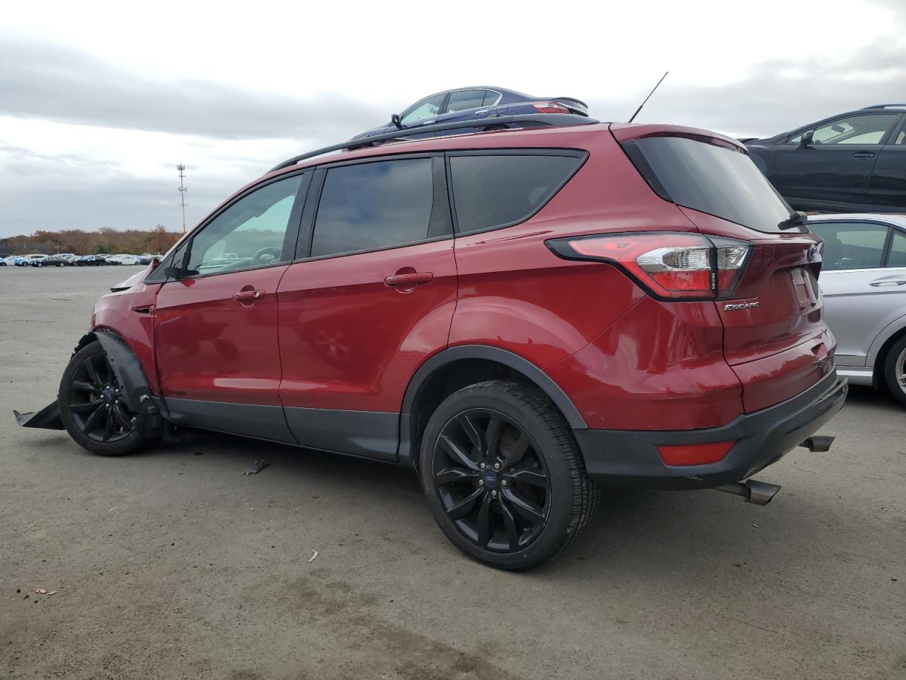 2017 FORD ESCAPE SE photo 3