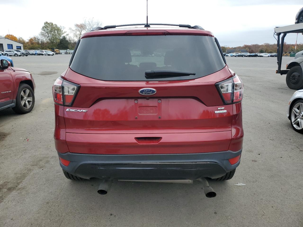 2017 FORD ESCAPE SE photo 11