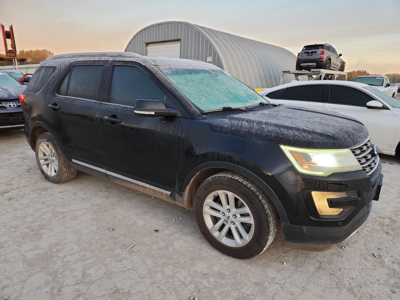 2016 FORD EXPLORER XLT photo 7