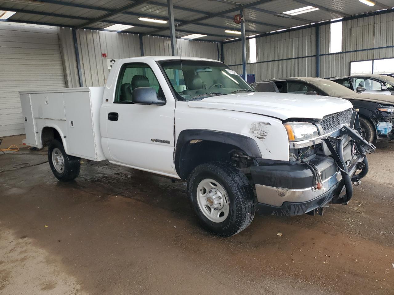 2004 CHEVROLET SILVERADO photo 4