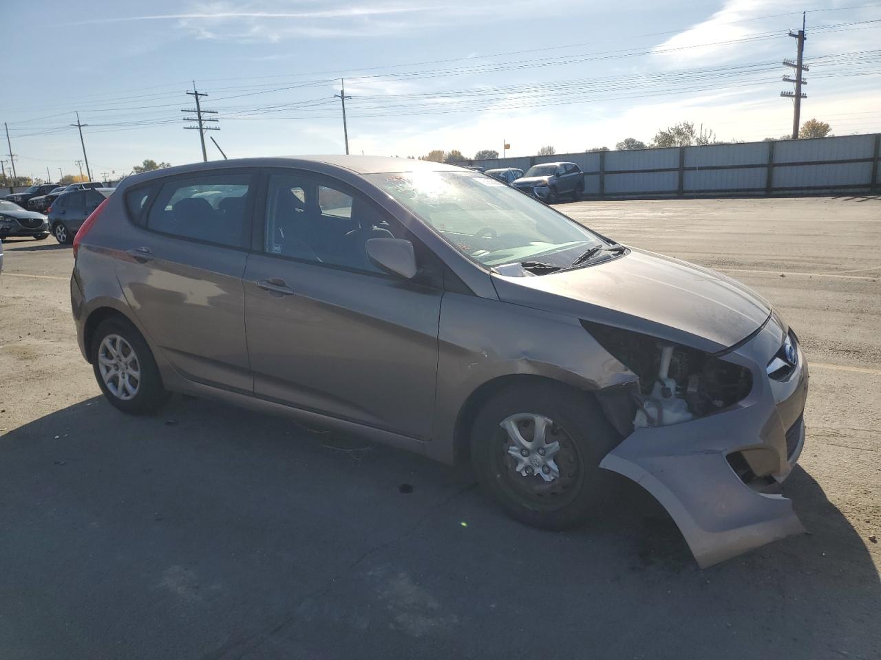 2014 HYUNDAI ACCENT GS photo 4