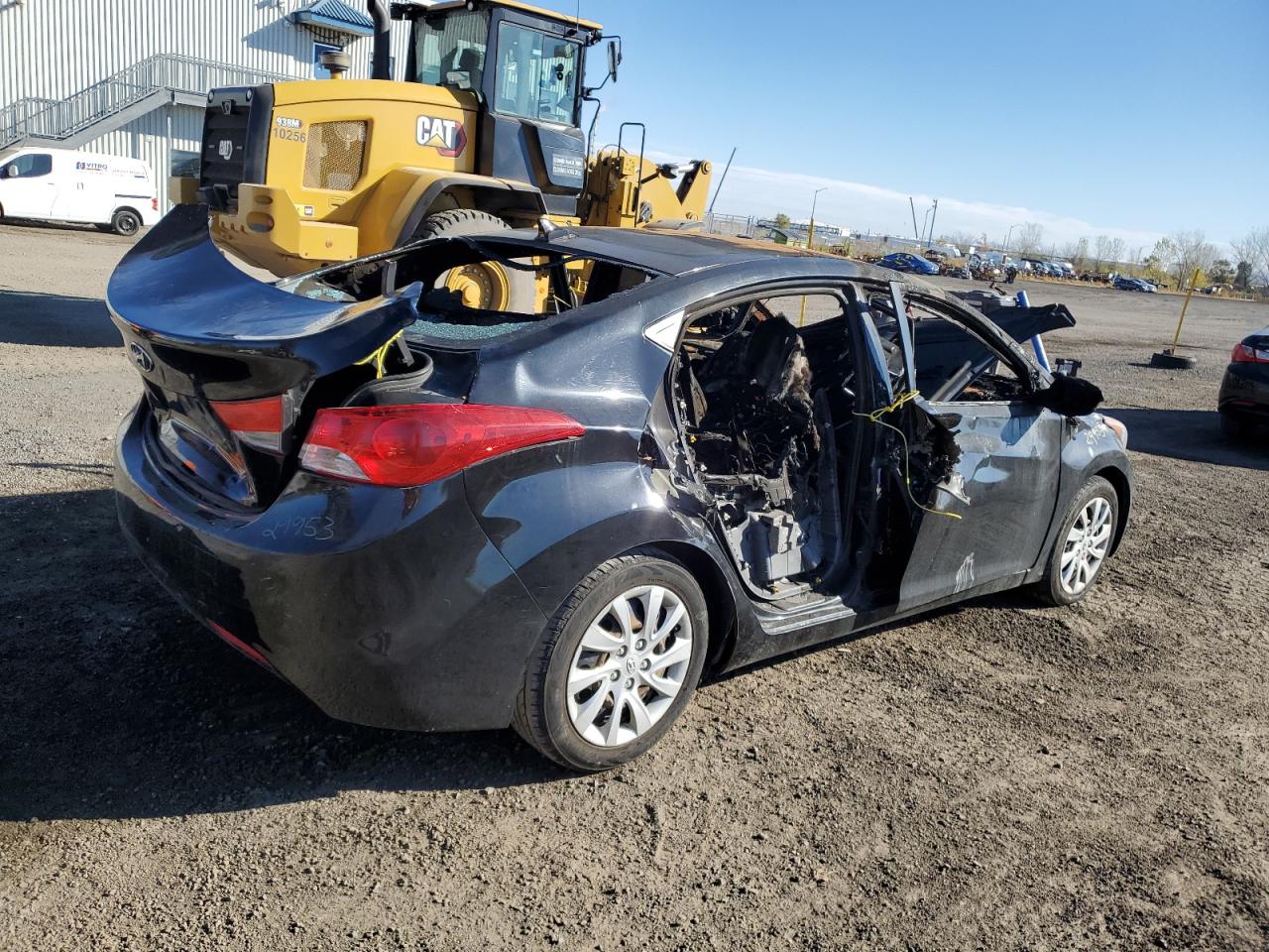 2013 HYUNDAI ELANTRA GLS photo 5
